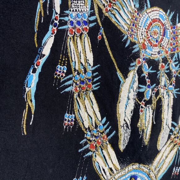 Diamond Dust Men’s Graphic T-Shirt Medium Black Native American Beaded Feather - Picture 6 of 7